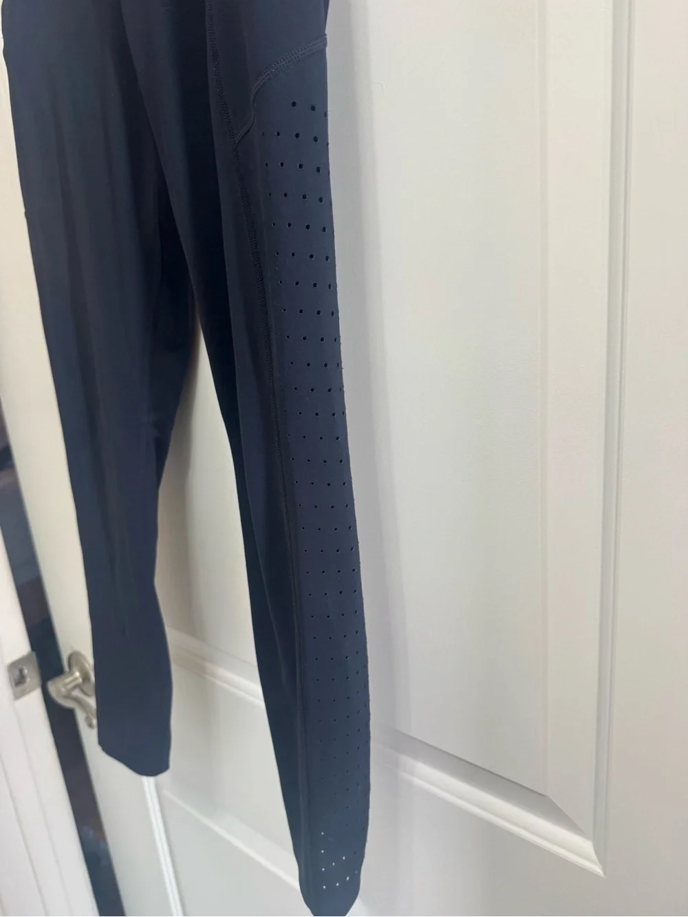 Athleta Navy Perforated Side-Panel Leggings size small EUC - Picture 3 of 9